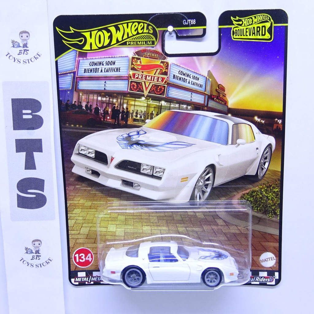 Hot Wheels Premium Boulevard 77 Pontiac Firebird TA Putih