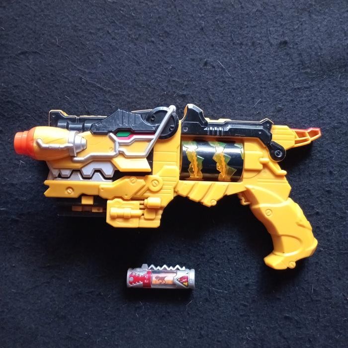 MAINAN... DX Power Rangers Dino Charge Morpher by Bandai