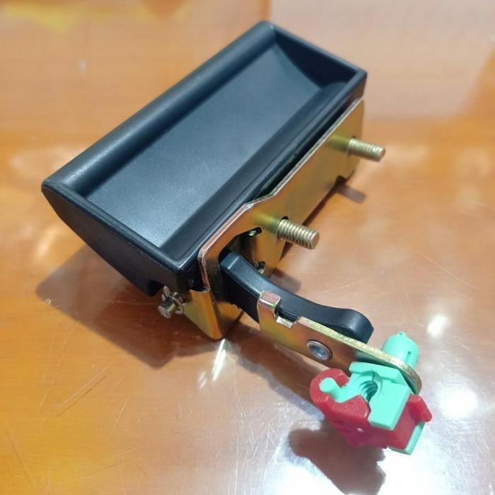 Handle Pintu Luar Bagasi Belakang Mitsubishi Kuda IMITASI
