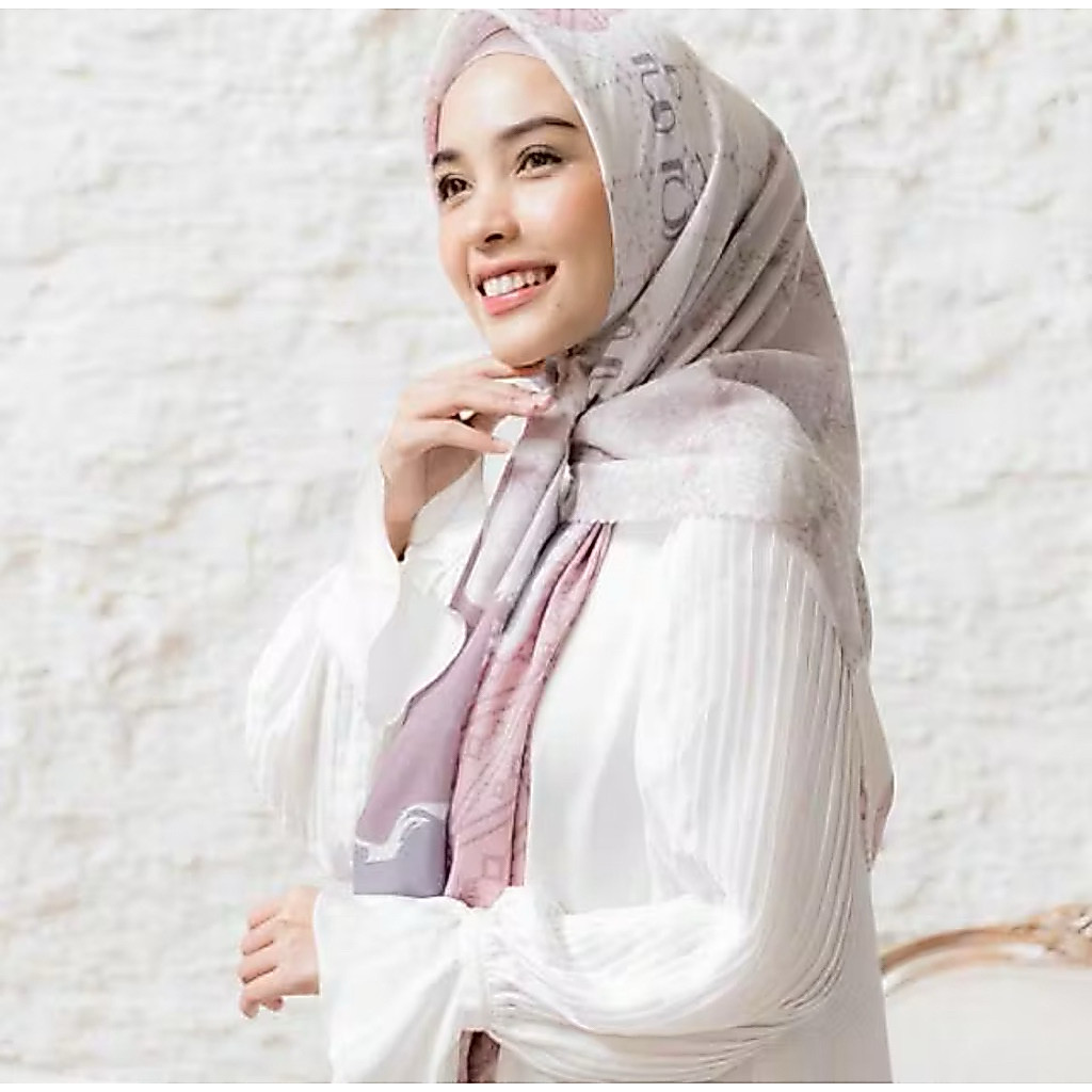 Preloved Wearing Klamby - Kanaka Scarf - wakatobi