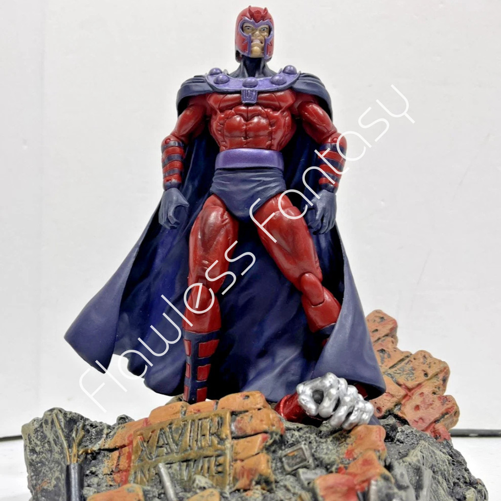 Marvel Diamond Select Magneto X-Men Statue Figure