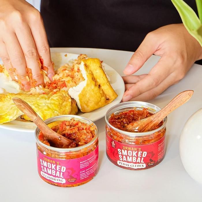 

SALE Paket Sambal Favorite - Irwan's Smoked Sambal (Sambal Pedas Gledek & Sambal Kecombrang) - Duo Favorite MiniTERLARIS