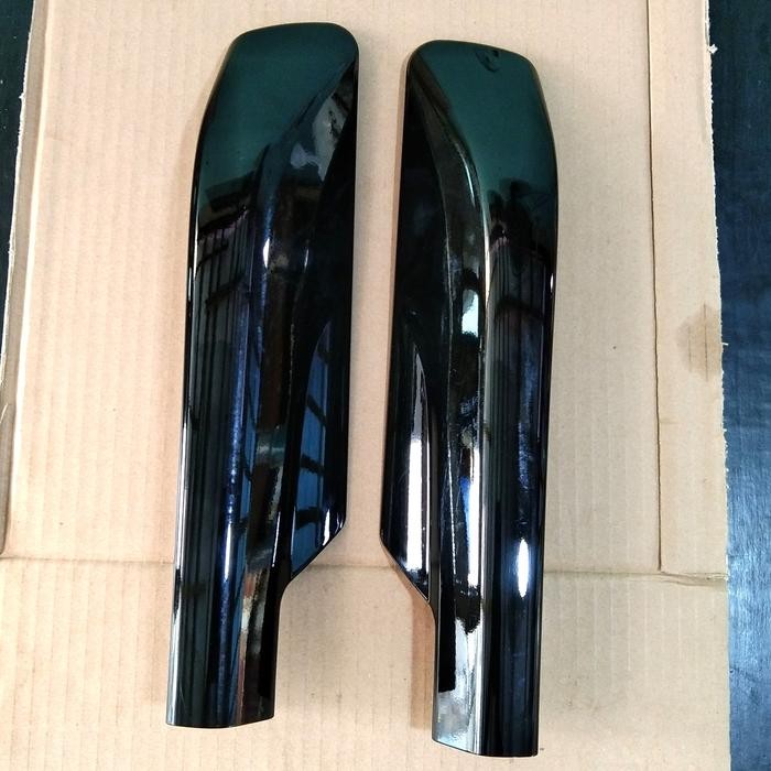 Cover Tutup Roof Rack / Roof Rail Belakang Mitsubishi Xpander Cross.. best