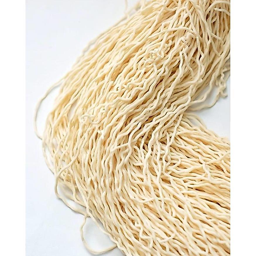 NEW Mie Mentah Telur Mie Ayam Mi goreng Mie rebus Mie Goreng Mie Serasa Food Noodles Bawang
