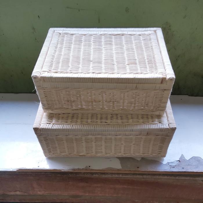 paket set koper box kotak hampers hantaran rotan isi 2