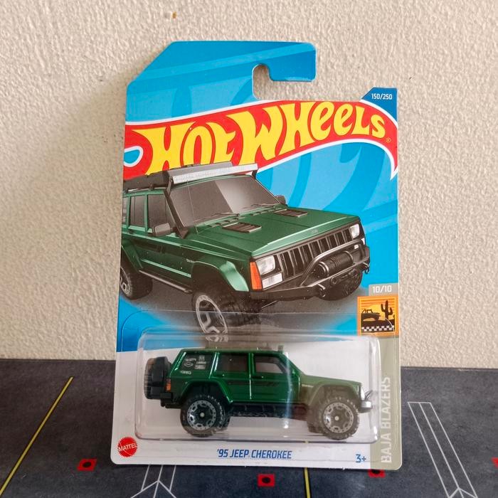 HotWheels 95 JEEP CHEROKEE HIJAU