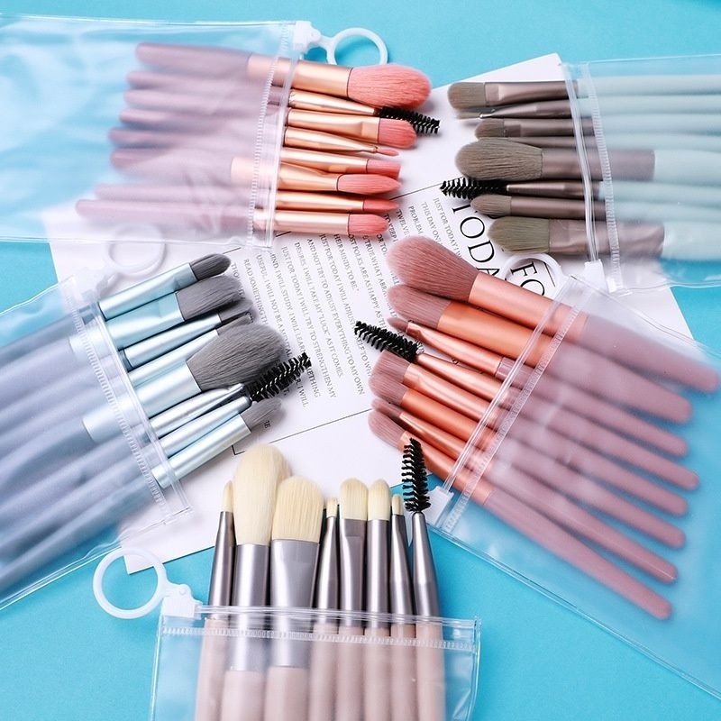 (Random) Set Kuas Make Up 8 In 1 Free Pouch / Brush Make Up Lengkap 1 Set Isi 8pcs / Alat Make Up Le