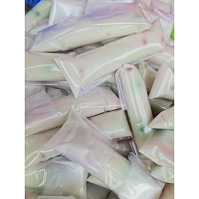 kue tradisional jentik manis jajan pasar semarang