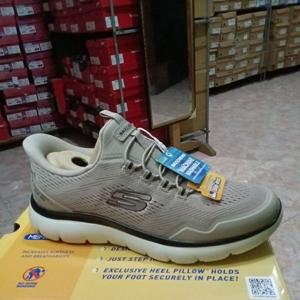 SEPATU PRIA SUMMITS TOP RATE 233045/TPBK