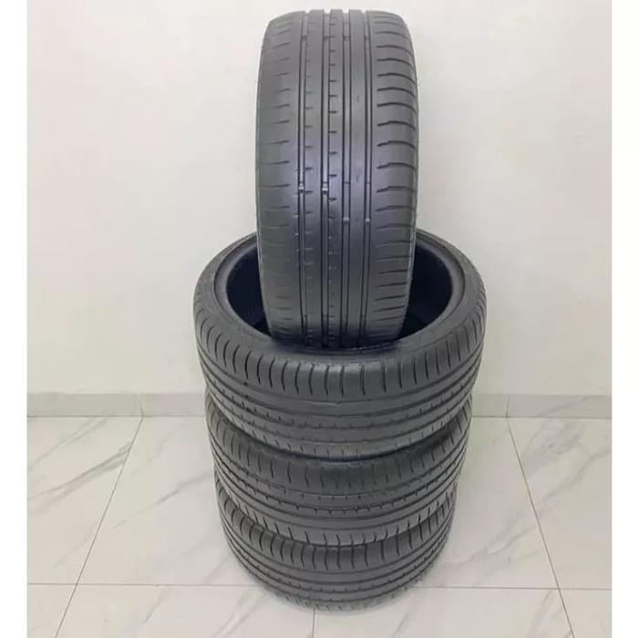 Ban Mobil Ukuran 215/35 R19