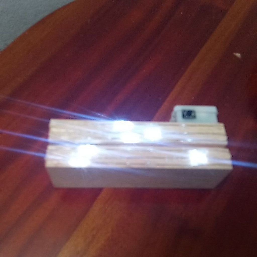 stand lampu