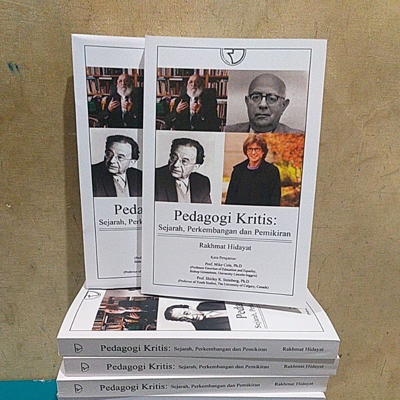 

buku pedagogi kritis sejarah perkembangan dan pemikiran