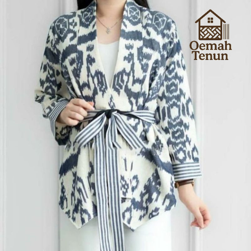 Blazer Tenun Etnick Wanita White Atasan Kerja Wanita Lengan Panjang Bawah Tenun Rok Etnick NTT