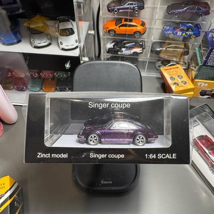 Zincit 1/64 Porsche Singer Coupe Purple Ungu