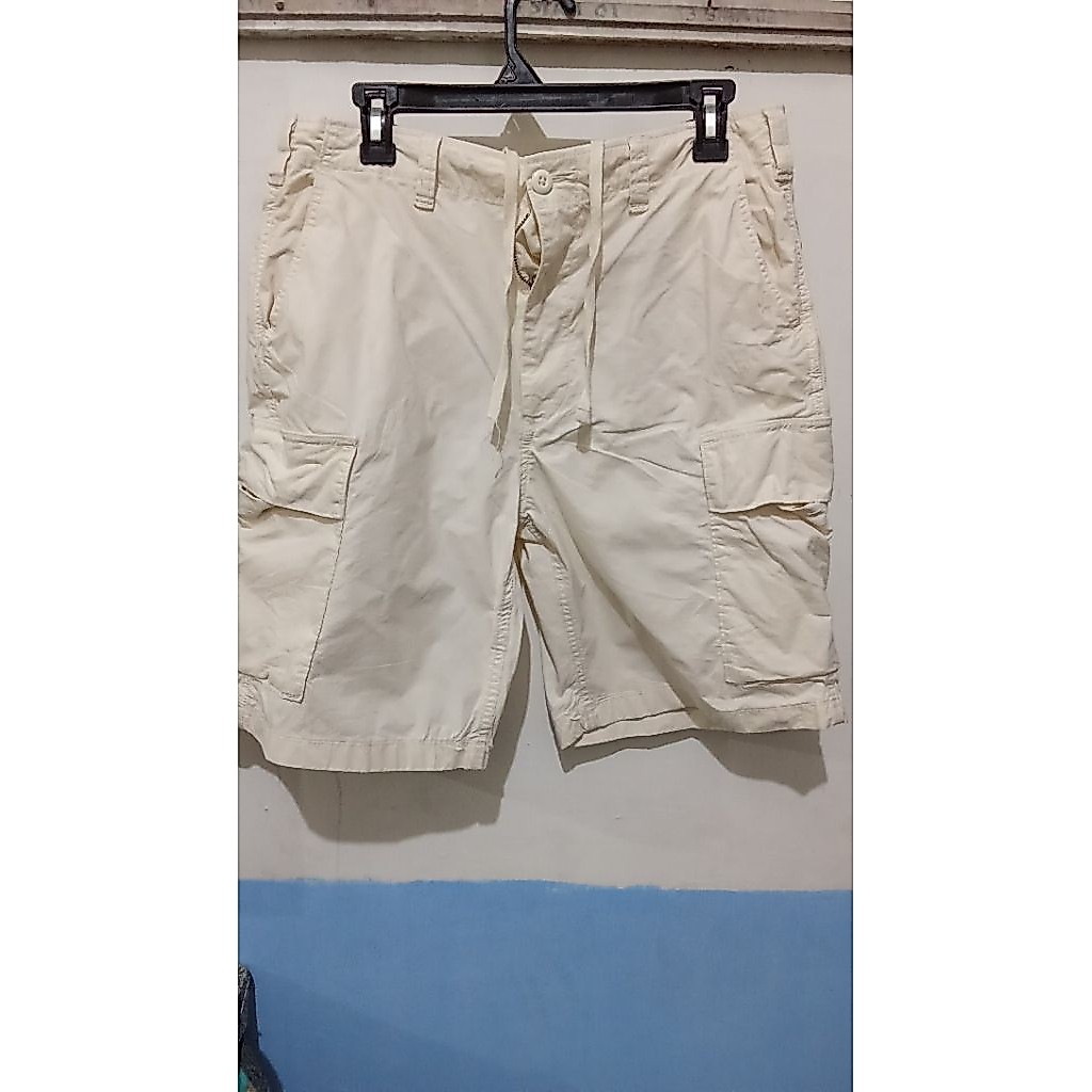 Celana Pendek Cargo Uniqlo
