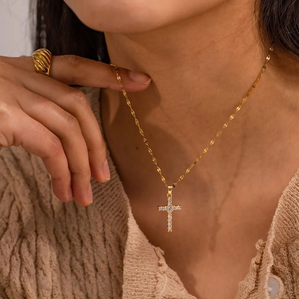 Kalung Salib Emas Permata Premium Titanium Elegan