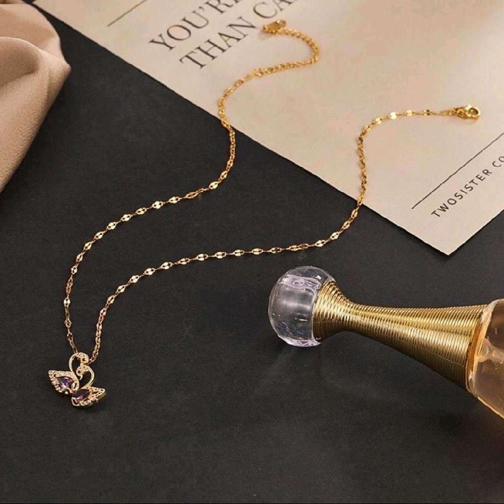Titanium Kalung Wanita Dewasa Rantai Pecah Kopi Liontin Dua Angsa Ungu Anti Karat Panjang 40 Cm Gold