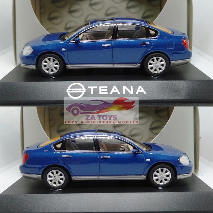 Diecast Nissan Teana Sedan Biru by Dealerbox Skala 1:43 ANS99
