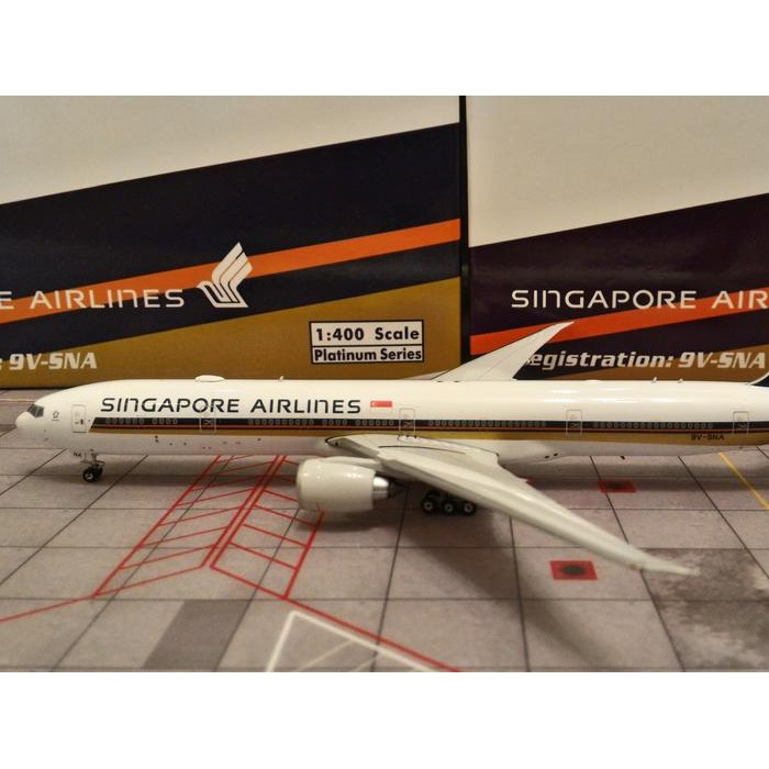 Singapore Airlines B777-300ER 9V-SNA By Phoenix 1:400 Scale TKsb99