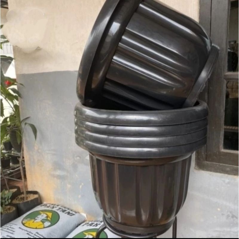 Pot JUMBO ukuran 50cm pot plastik besar pot untuk pohon besar
