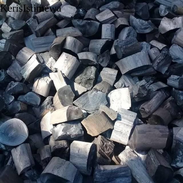 Arang Kayu Keras / Arang Kayu / Arang Kayu Bakar 1 KG KIS9