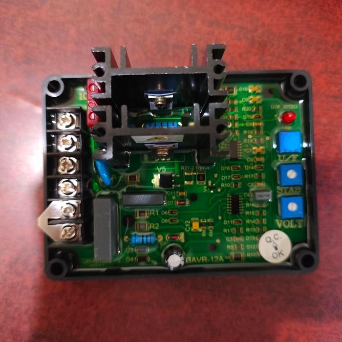AVR UNIVERSAL GAVR12/GAVR 12A