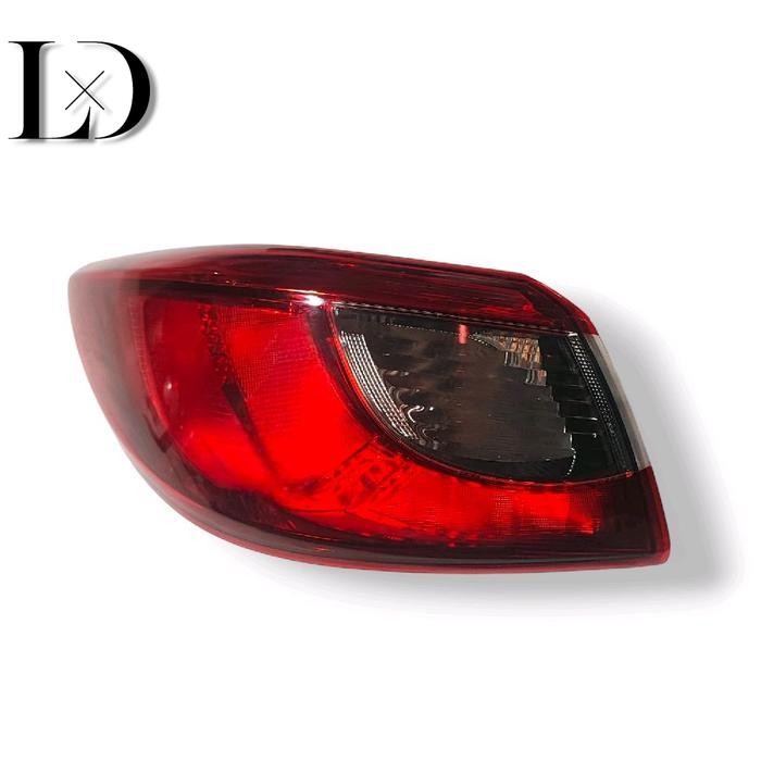 Stoplamp lampu rem belakang Kiri Original Mazda 2 sedan