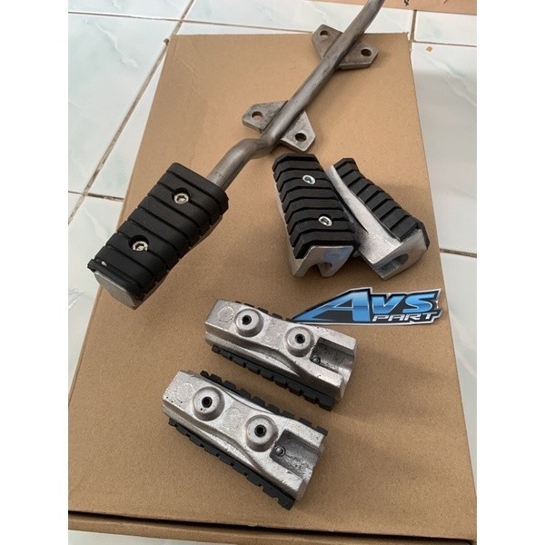 FOOTSTEP FOOT STEP POSTEP KARET PIJAKAN KAKI DEPAN BELAKANG YAMAHA VIRAGO UNIVERSAL KE SEMUA MOTOR R