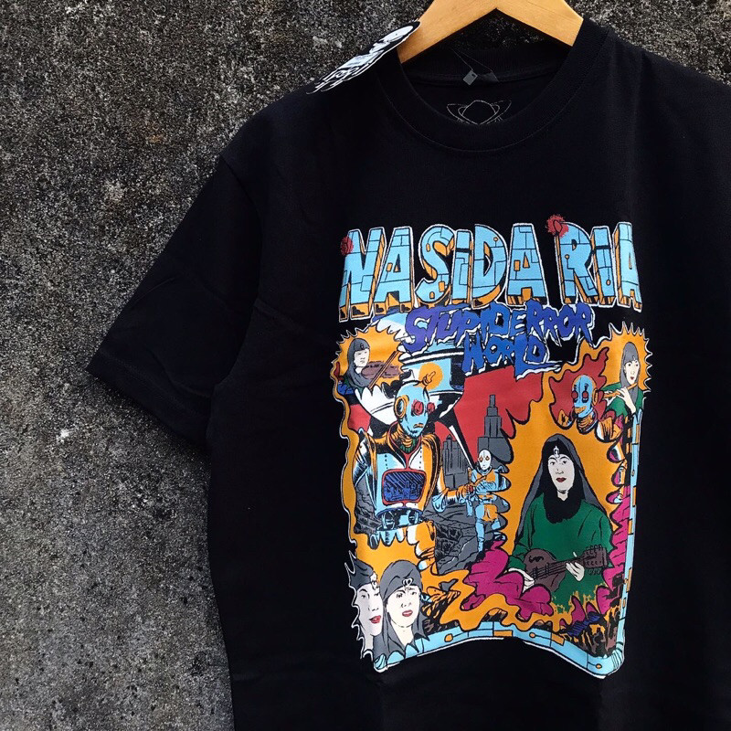 HOT STUPID ERROR X NASIDA RIA TAHUN 2000 TSHIRT BLACK