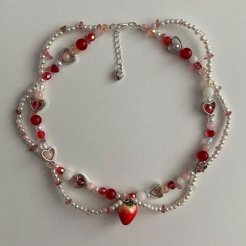 2023 Handmade Strawberry Necklace Pearls Beaded Y2K Necklace Choker Beautiful Glass Beaded Necklace 