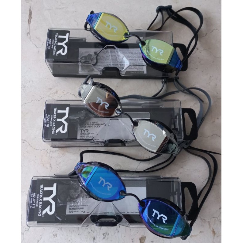 Kacamata renang TYR