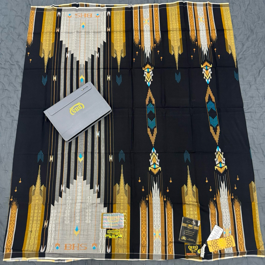 Sarung BHS Signature SGC LAWAS SUTERA 50 % Warna Hitam Gold Limited Edition