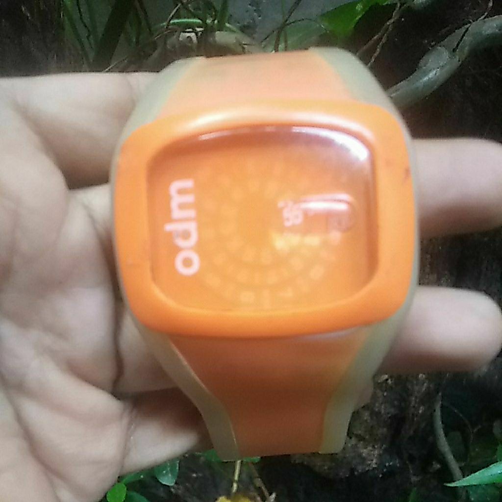 JAM TANGAN SECOND