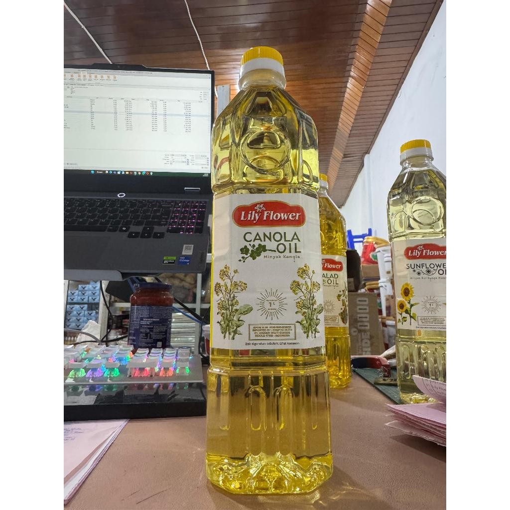 

Canola Oil Lily Flower / Minyak Kanola Lily Flower - 1L