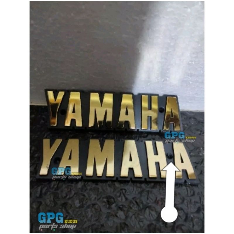 EMBLEM TANGKI TENGKI YAMAHA RX SPESIAL YT 115 BERLOBANG