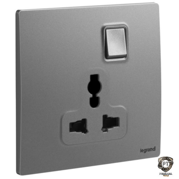 Legrand Mallia Stop Kontak Multi Standard + Switched Socket (Putih) 281120MW