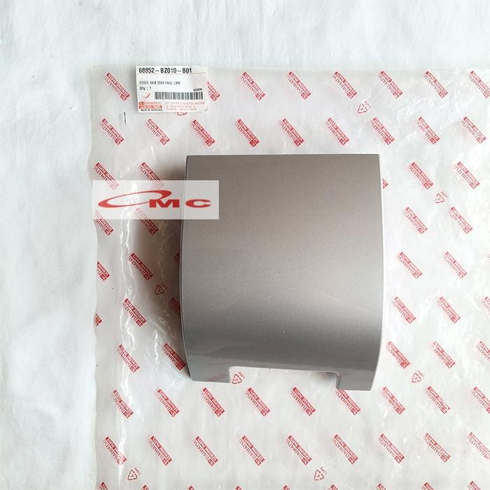 Panel Tutup Cover Lampu Stop Lamp Bawah Kanan Daihatsu Grand Max Mini Bus Ori 68852-BZ010-B01 68852-