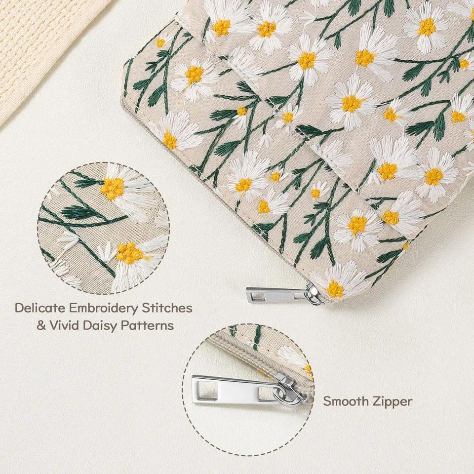 Embroidered Daisy Padded Sleeve for 7" Kindle Paperwhite, Protective Sleeve Case for 6" Kindle/Kindl