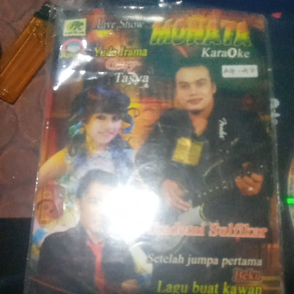 VCD OM. MONATA AQ-47