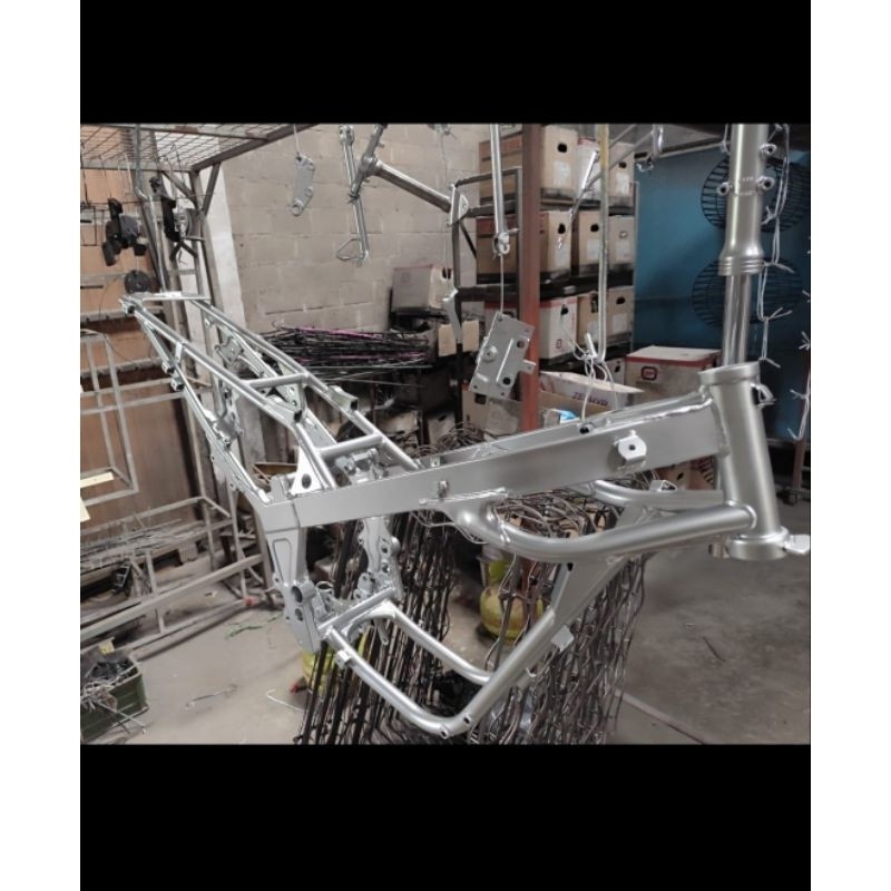 TERLARISBubuk Powder Coating SILVER ALUMUNIUM (1 kg)