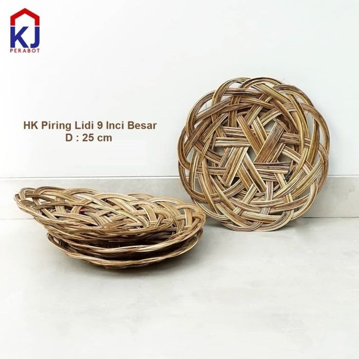 Piring Anyaman Lidi Kelapa Ramah Lingkungan