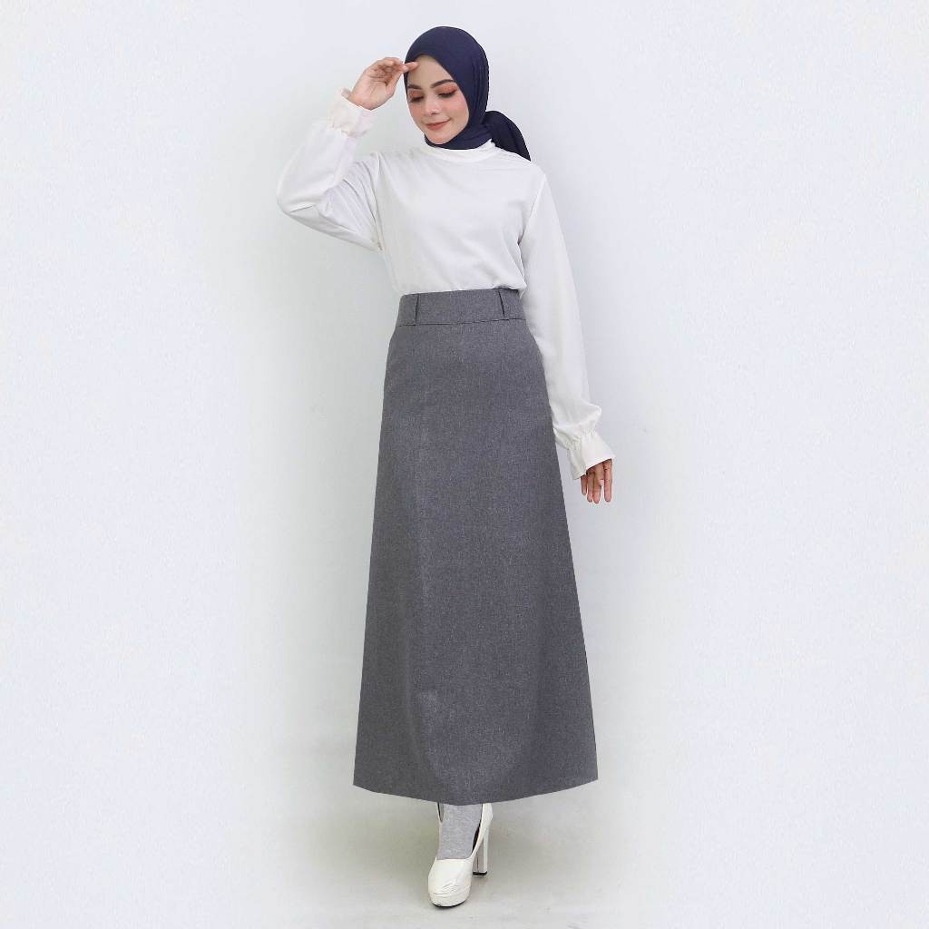Rok Panjang Model A Line Hitam Basic