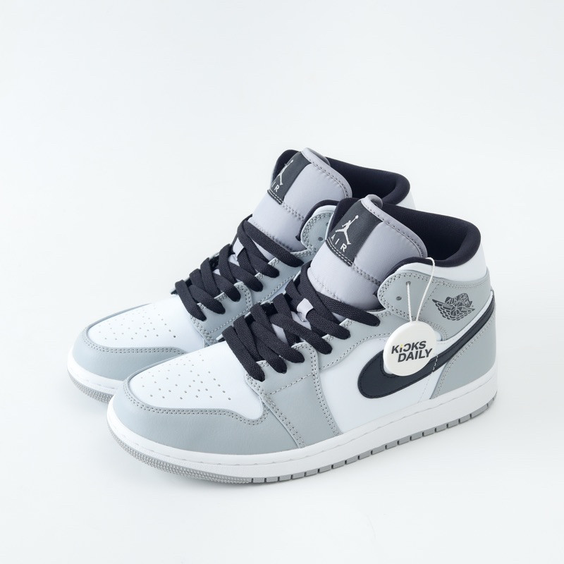 Sneakers Air Jordan 1 Mid Light Smoke Grey