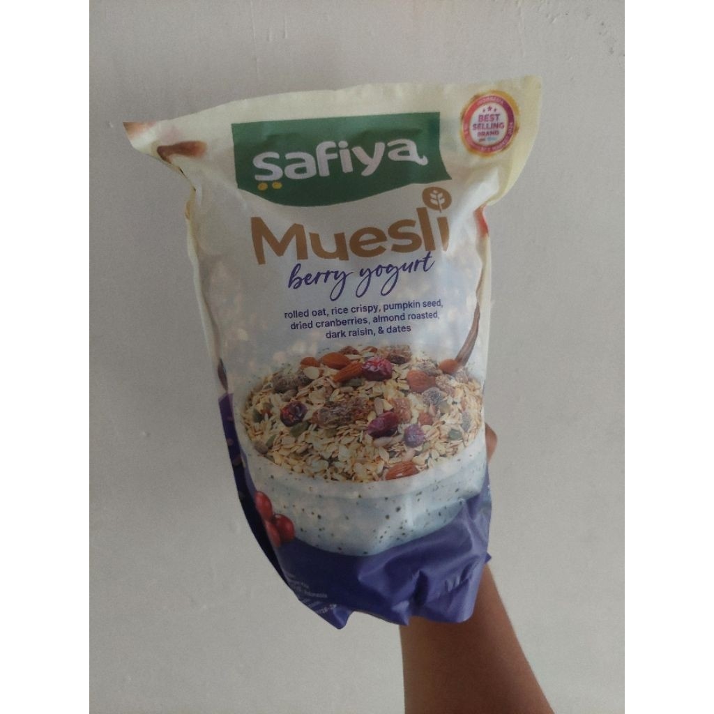 

Muesli Berry Yogrut Safiya 1Kg / Sereal Oat Muesli