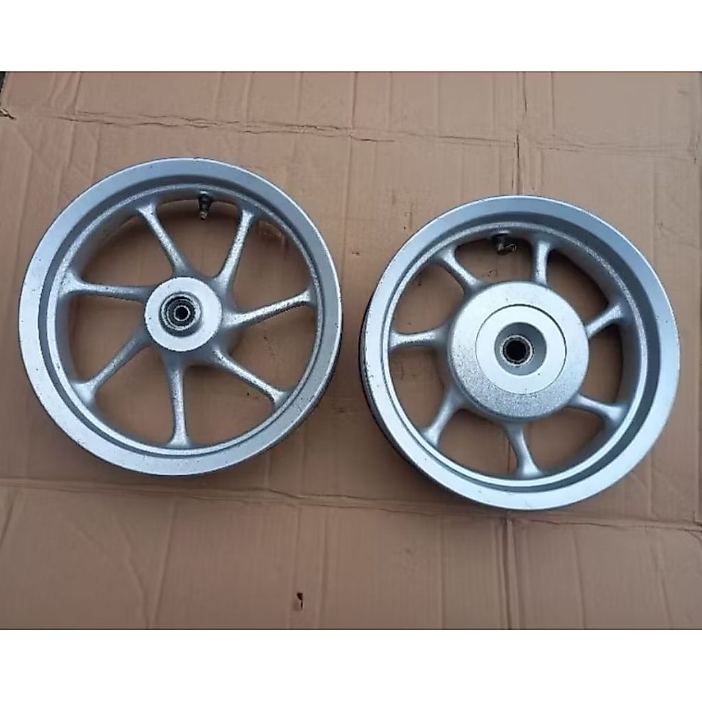 Velg Sepasang Scoopy Ring 12 Original