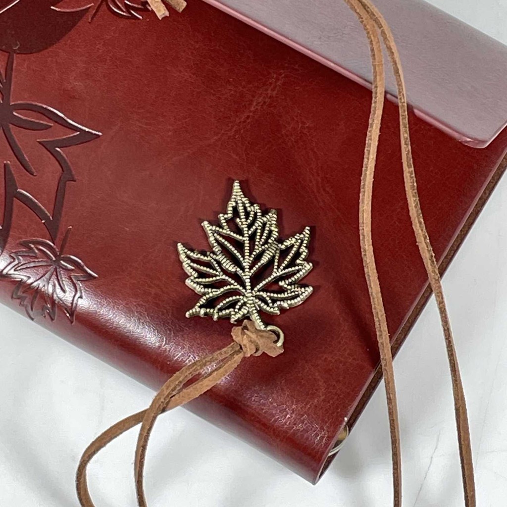 

TAMSTRE Toddi Buku Catatan Harian Binder Kulit Retro Maple Leaf - LD-A1