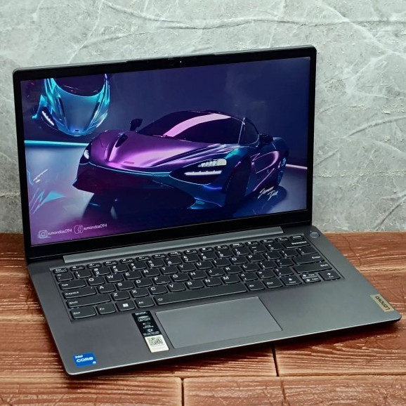 Lenovo ideapad Slim 3i Intel Core i5-1235U 8GB SSD 512GB GEN12 IPS