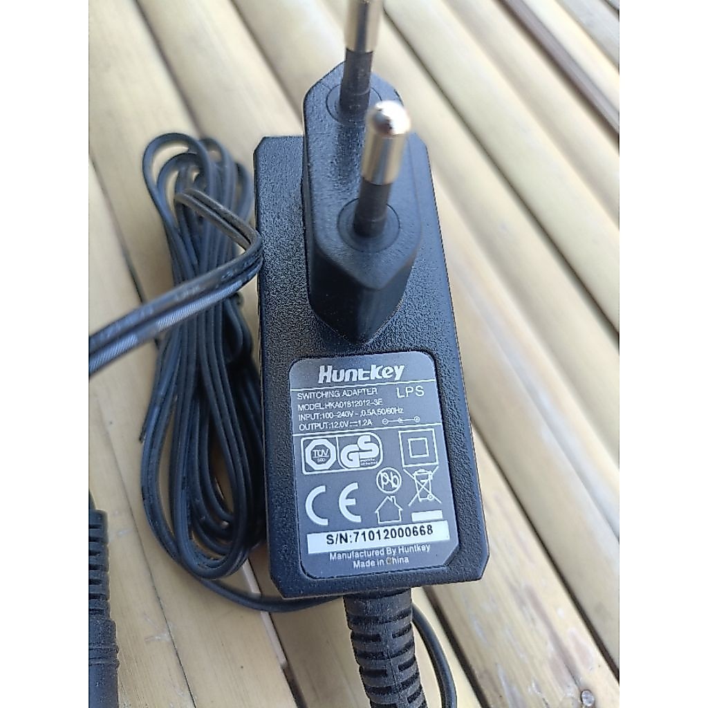 ADAPTOR 12V 1.2A JACK 3.5MM MEREK HUNTKEY