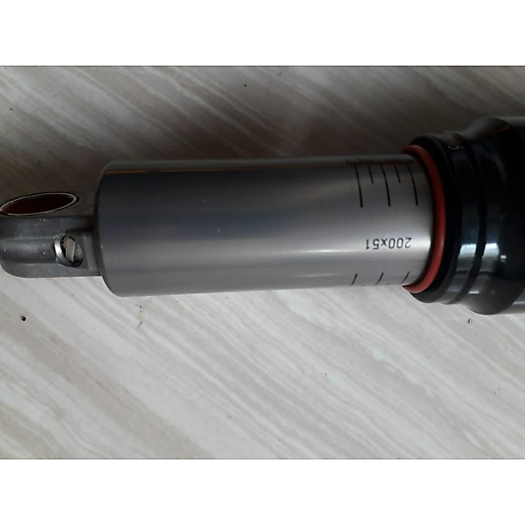 Rearshock Rockshox monarch not fox raidon dt swiss