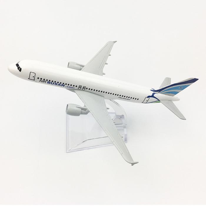 MURAH Diecast Pesawat Airbus A320, banyak variasi, Miniatur A 320 - Air Busan